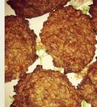 Вегетарианское банановое печенье с гранолой и кокосовой стружкой