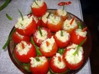 Фаршированный сыром черри