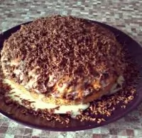 Бисквит с фруктами