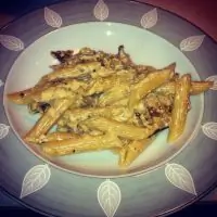 Пенне ригате с белыми грибами в сливочно-пармезановом соусе