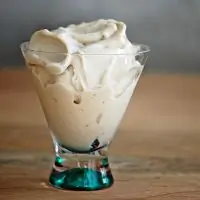 Сливочное банановое мороженое