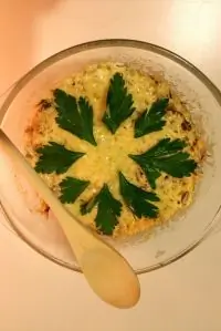 Картофель со сметанным соусом и сыром