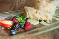 Жареные бананы в кокосовом кляре