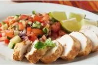 Куриная грудка под имбирно-сметанным соусом