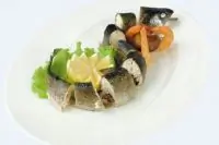 Фаршированная креветками и грибами форель