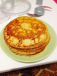 Блины тонкие на молоке со сливочным маслом