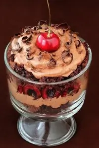 Трифл «Черный лес»