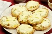 Ватрушки с творогом из песочного теста