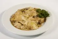 Куриное филе в соевом соусе, в омлете с рисом и спаржей