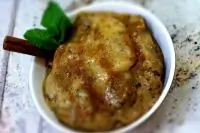 Утренний мусс из банана и ореховой пасты с корицей