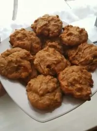 Печенье с хурмой и грецкими орехами