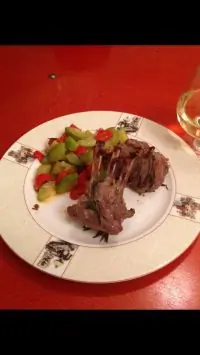 Каре барашка с домашней аджикой и овощным рататуем