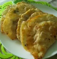 Чебуреки классические с мясом