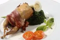 Перепел со шпинатом