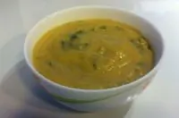 Суп-пюре с имбирем, сельдереем и кокосовым молоком