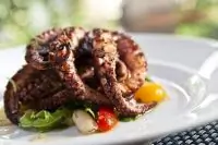 Осьминоги в белом вине