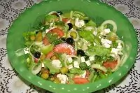 Греческий салат с сыром фетакса