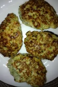 Котлеты из индейки с пюре из петрушки