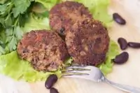 Котлеты из фасоли и перловки