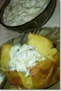 Печеный картофель с сырными шариками