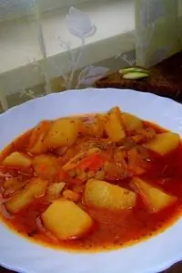 Суп-гуляш с курицей