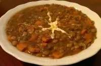 Греческий суп из зеленой чечевицы (Факес)