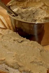 Куриный паштет с морковью и луком