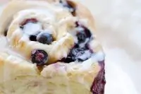 Булочки с черникой