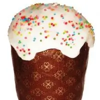 Пасхальный кулич с изюмом и курагой