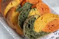 Трехцветный хлеб