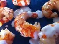 Креветки с лимонно-чесночным соусом