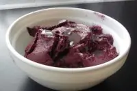 Сыроедческое черничное мороженое