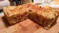 Кубите (Слоеный пирог с курицей, картофелем и луком)