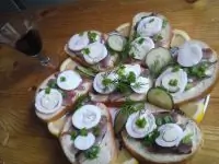 Бутерброды с анчоусами