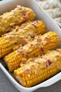 Запеченная кукуруза с индийским соусом