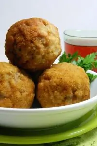 Яйца по шотландски с перепелиными яйцами