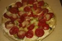 Летний киш с кабачками и беконом