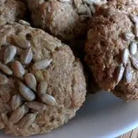 Булочки из пророщенной пшеницы