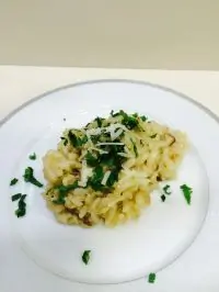 Шафрановое ризотто с белыми грибами