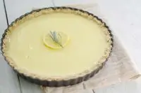 Йогуртово-лимонный тарт с розмарином