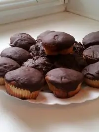 Маффины с конфетами