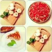 Открытый пирог с курицей, грибами и сладким перцем