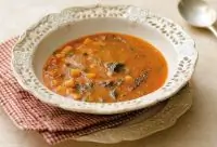 Свежий томатный суп с пастой