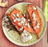 Запеченный сладкий картофель с голубым сыром