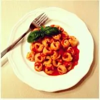 Тортеллини в томатном соусе