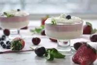 Йогуртовый десерт в мультиварке