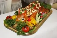 Запеченный молочный поросенок