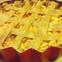 Американский яблочный пирог с мускатным орехом