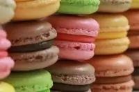 Пирожное макарон с тремя начинками