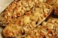 Баклажаны, фаршированные грибами и фаршем